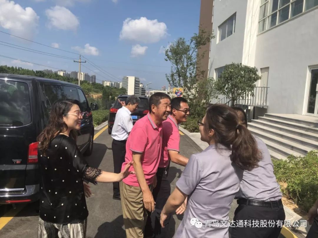 炎炎夏日送清涼，絲絲關(guān)懷沁人心——集團(tuán)領(lǐng)導(dǎo)慰問文達(dá)通及其子公司一線員工