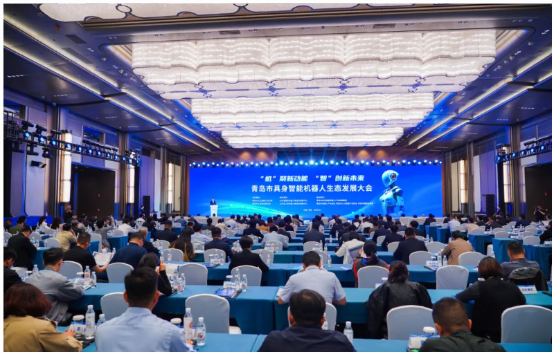 “機(jī)”聚新動能 “智”創(chuàng)新未來丨文達(dá)通無人清掃機(jī)器人亮相2025青島市具身智能機(jī)器人生態(tài)發(fā)展大會 “機(jī)”聚新動能 “智”創(chuàng)新未來丨文達(dá)通無人清掃機(jī)器人亮相2025青島市具身智能機(jī)器人生態(tài)發(fā)展大會